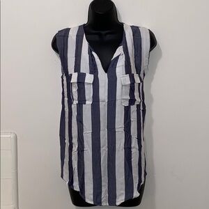 Women’s Sleeveless Double Pocket Striped Blouse